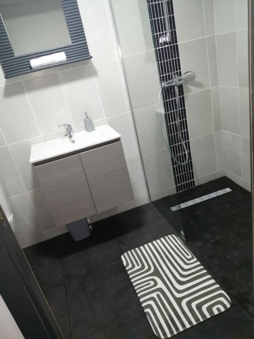 Appartement Tout Proche De Bourg-En-Bresse Peronnas 外观 照片